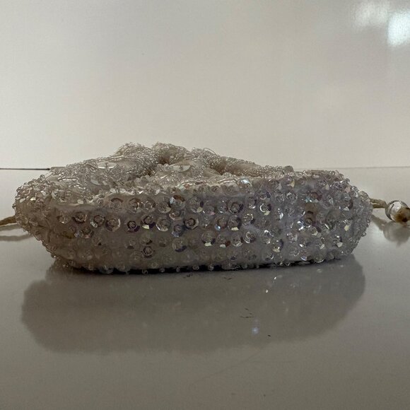 White Beaded Sequins Satin Drawstring Pouch Evening Bag Original Box Vintage - Picture 3 of 7